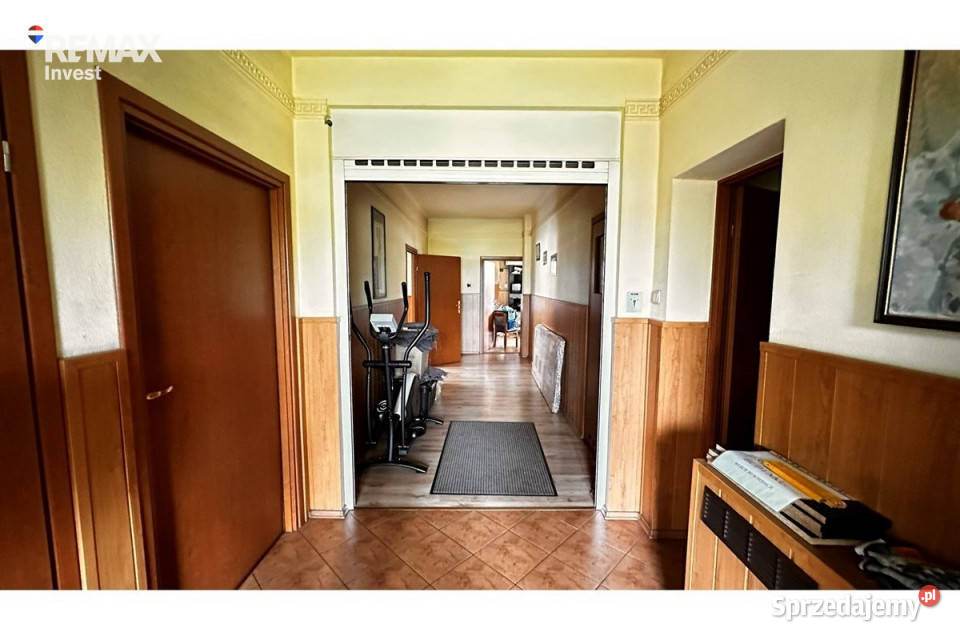 Przedwojenna willa z terenem usługowym 250m2 Marklowice Górne
