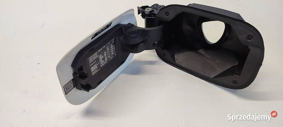 MERCEDES X117 CLA KLAPKA WLEWU PALIWA