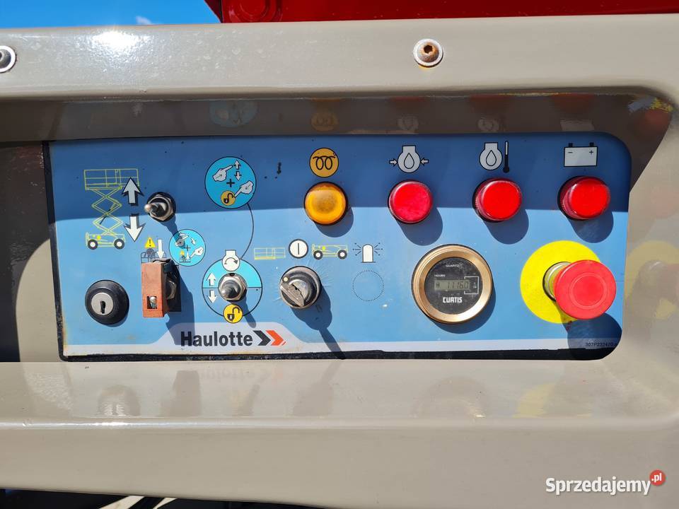 Podnośnik nożycowy spalinowy Haulotte Compact Koła małopolskie
