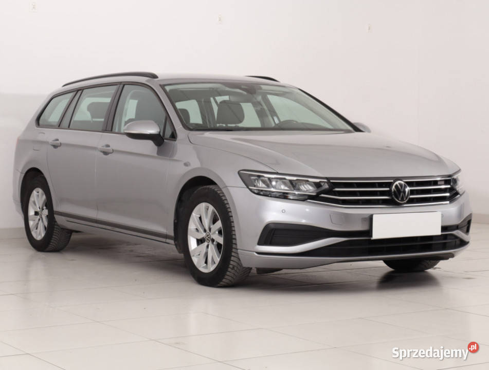 VW Passat 15 TSI Rok produkcji 2021 Piaseczno