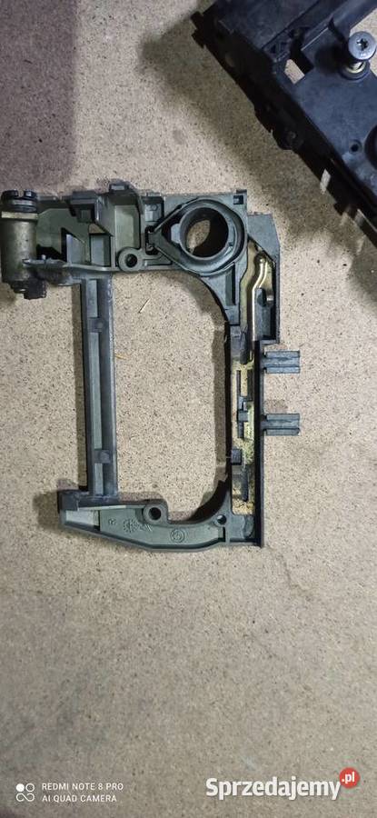 bmw e39 STELAŻ WSPORNIK KLAMKI śląskie