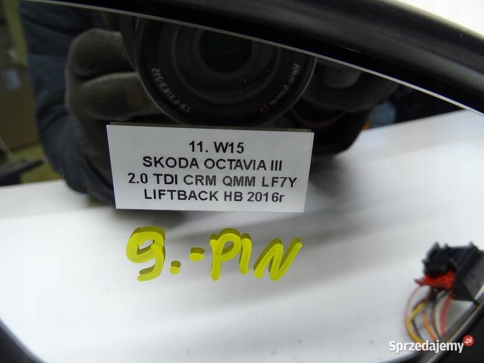 LUSTERKO PRAWE PRAWY PRZÓD SKODA OCTAVIA III osobowe małopolskie sprzedam