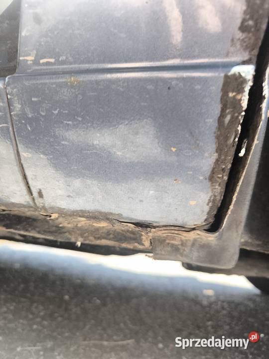 Błotnik prawy corolla 8388 e8 Błotniki śląskie sprzedam