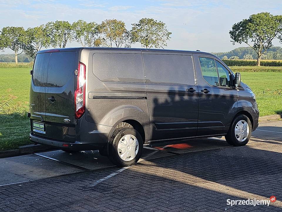 Volkswagen TRANSPORTER 20 TDI L2H1 Navi Carplay