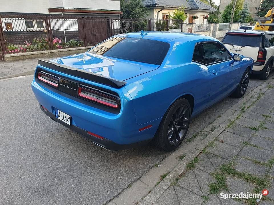 Dodge Challenger 392 V8 64 Radom