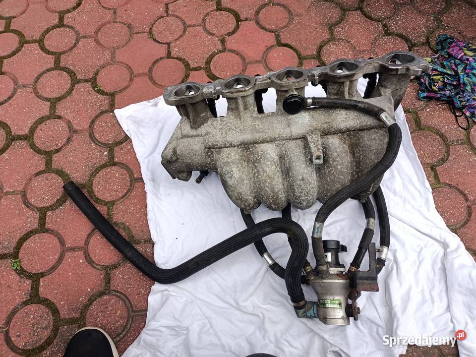 Kolektor ssący Volvo 24 benzynaLNG 140 Rok produkcji 2002 mazowieckie Ostrów Mazowiecka