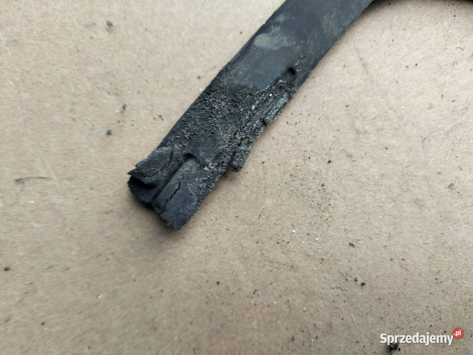AUDI 80 B3 80B3 USZCZELKA KIERUNKOWSKAZU PRAWA Kamień-Kolonia