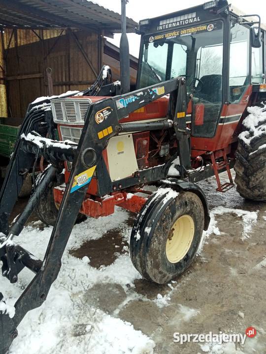 Sprzedam ciągnik international 955 Pneumatyczne siedzenie Iłowiec