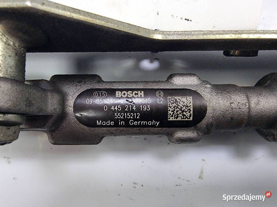 LISTWA WTRYSKOWA ALFA ROMEO MITO 55215212 Pozostałe Motoryzacja Lipno