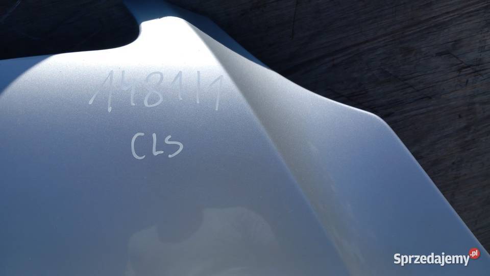 MERCEDES CLS W219 SEDAN MASKA C775 Zbierkowo