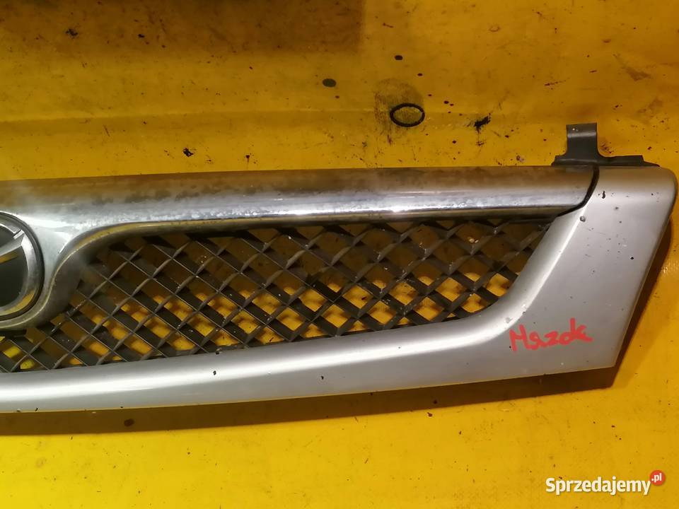 atrapa grill Mazda 121 r9601 Piotrków Trybunalski sprzedam