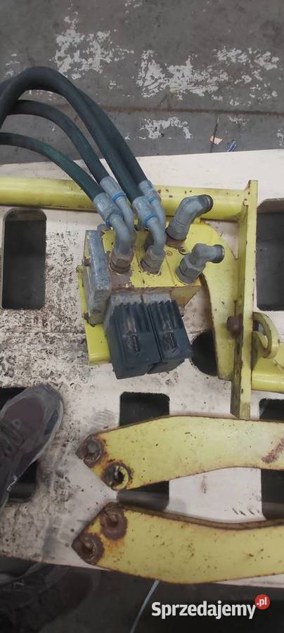 Rozdzielacz DANFOSS hydrauliczny na cewki Turek sprzedam