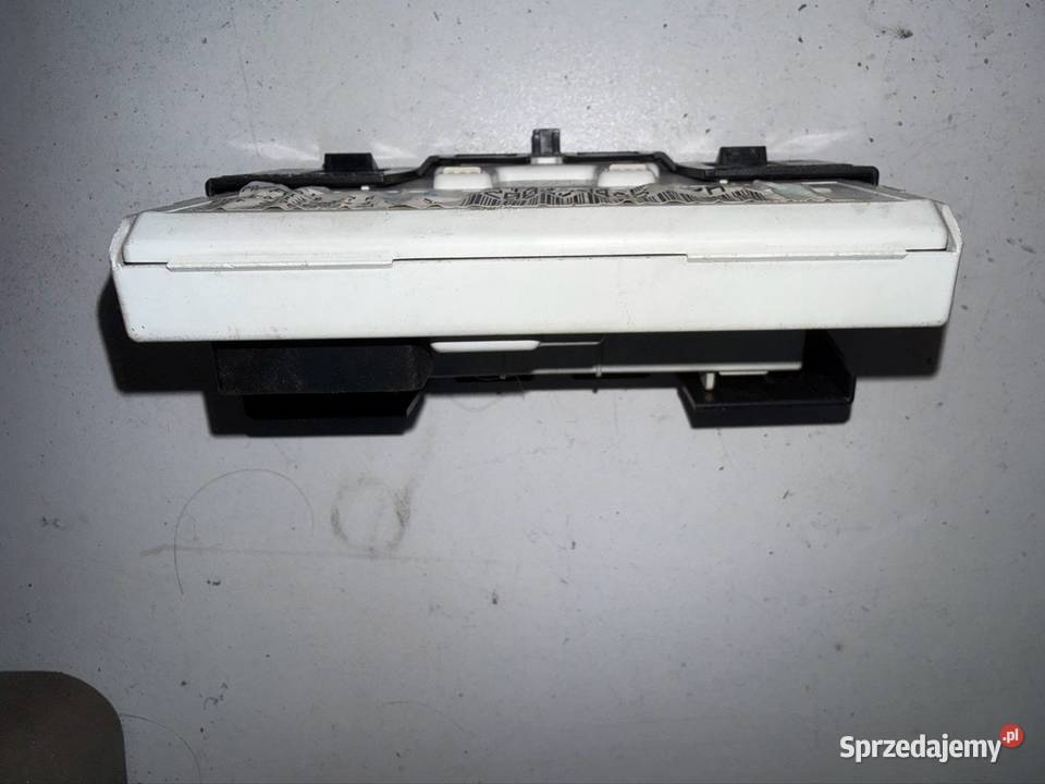 Wyświetlacz radia Renault Megane II wielkopolskie Ostrów Wielkopolski sprzedam