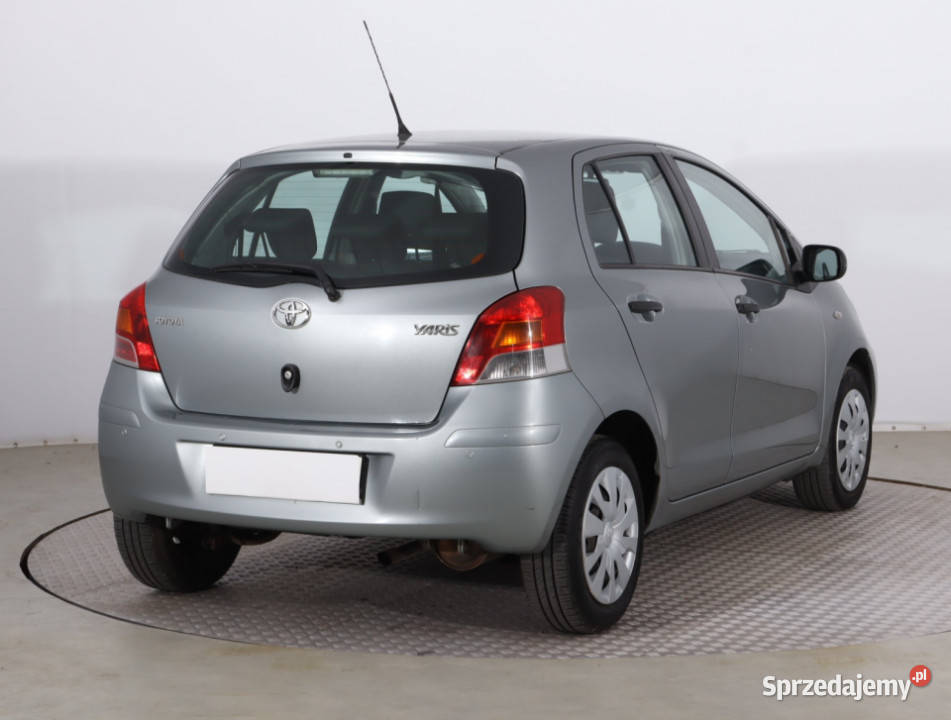 Toyota Yaris 133 Dual VVTi manualna Yaris
