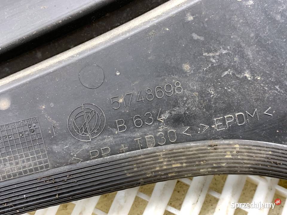 PODSZYBIE FIAT GRANDE PUNTO 51748698 Hatchback