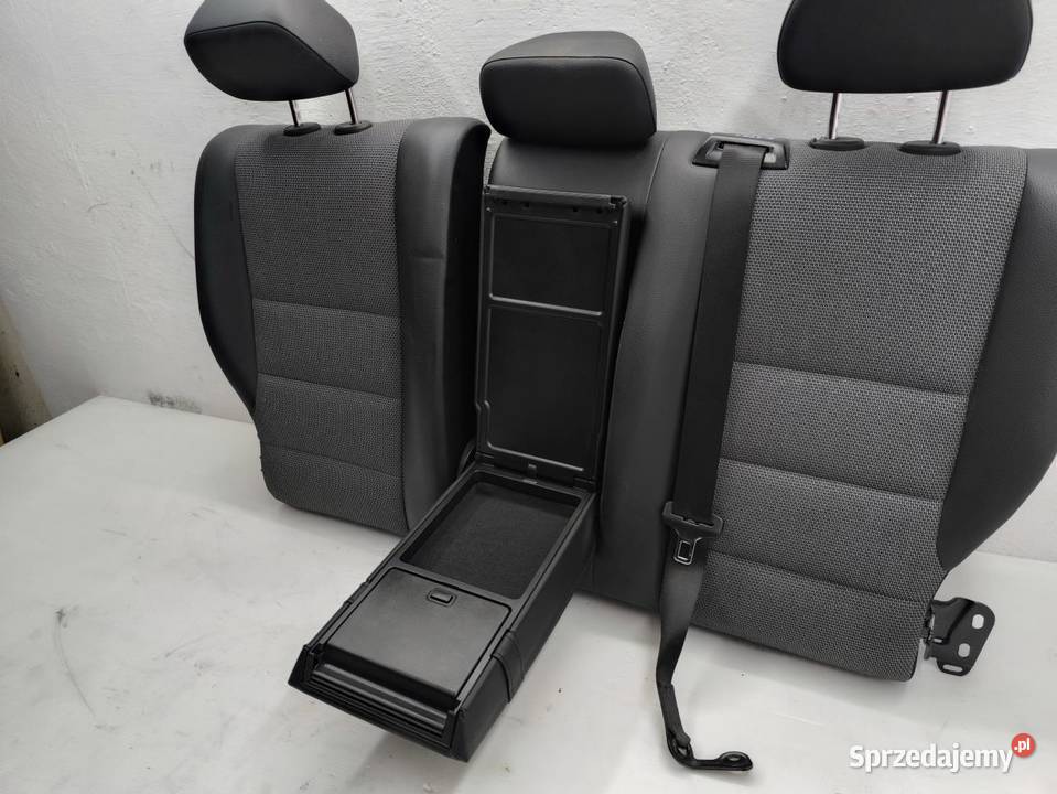 OPARCIE KANAPY TYŁ MERCEDES W204 LIFT SEDAN