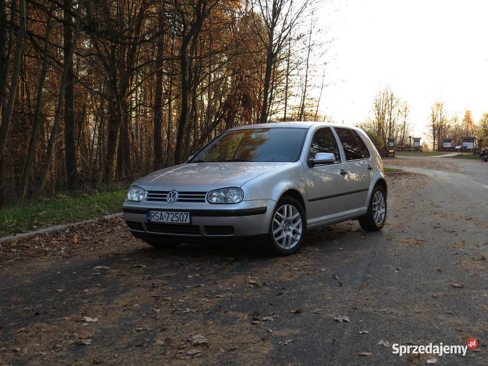 Volkswagen Golf 4 IV 2001 16 SR LPG AUTOMAT nieuszkodzony Volkswagen Sanok