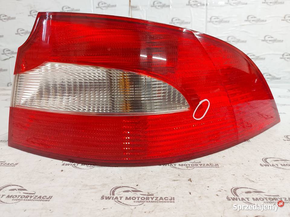 SKODA SUPERB II 10r lampa prawa tył 3T5945096 Lampy tylne świętokrzyskie sprzedam