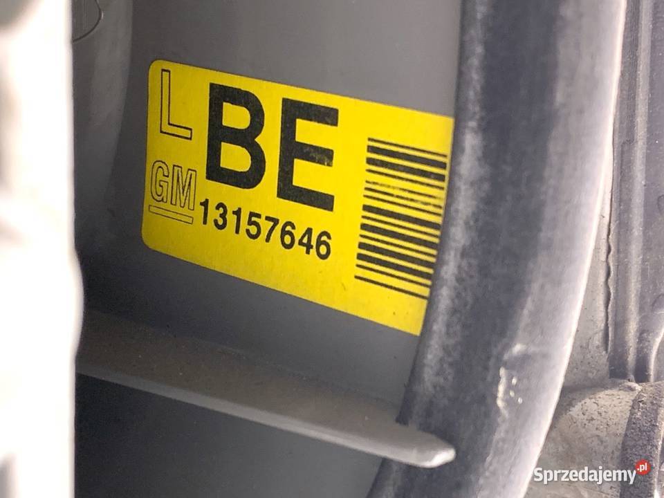 LAMPA LEWY TYŁ OPEL VECTRA C 13157646 Hatchback sprzedam