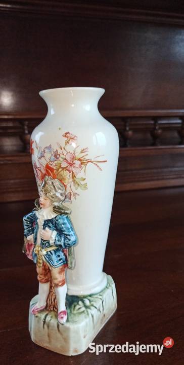 Wazon z figurką Syg numer wycisk w masie Figurka pomorskie Gdańsk