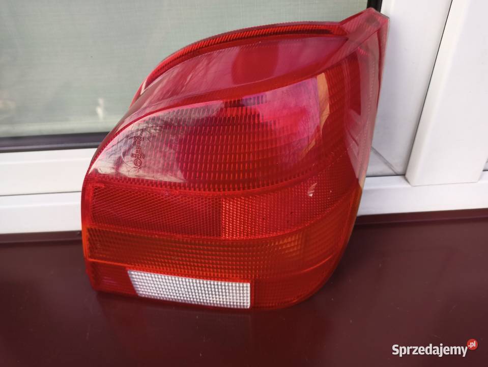 Ford Fiesta MK3 III lampa tył tylna prawa wkład Lampy tylne Sieradz