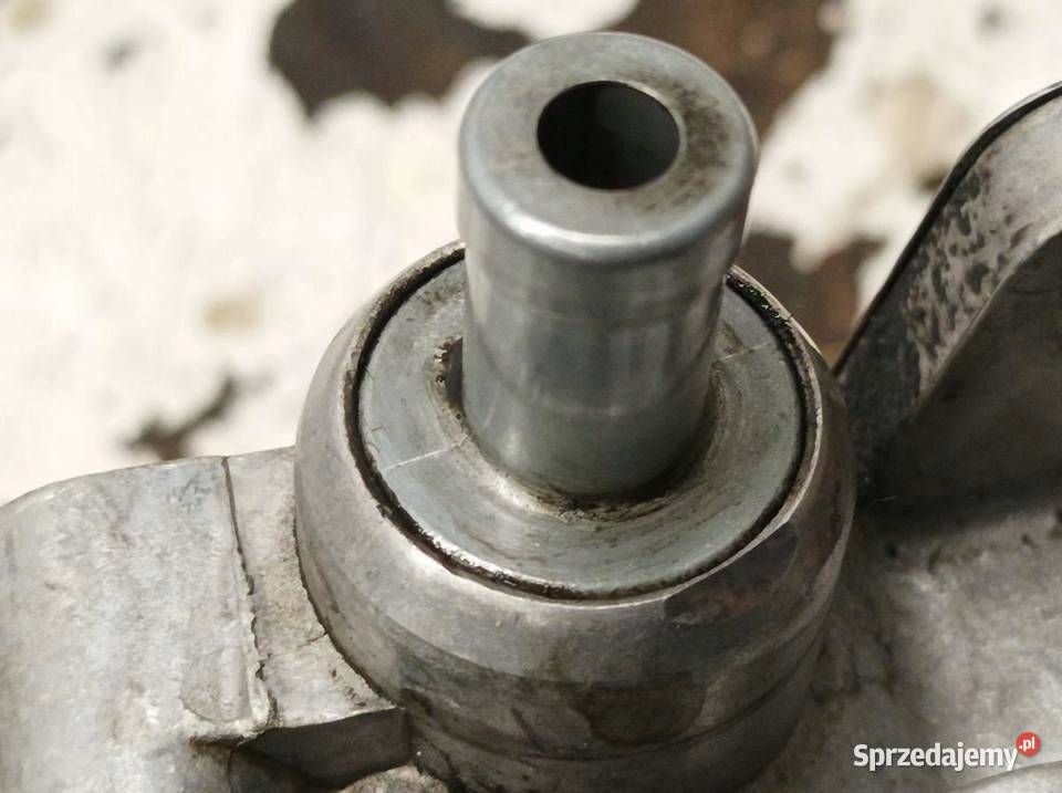 POMPA VACUM LUK 19 TDI VW Volkswagen Touran I osobowe