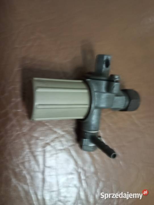 KRANIK PALIWA P 601 Trabant STEROAWNY NA LINKIE Susz