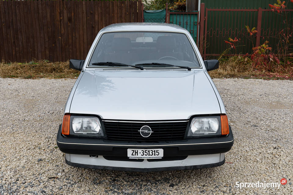 Opel Ascona C 16s