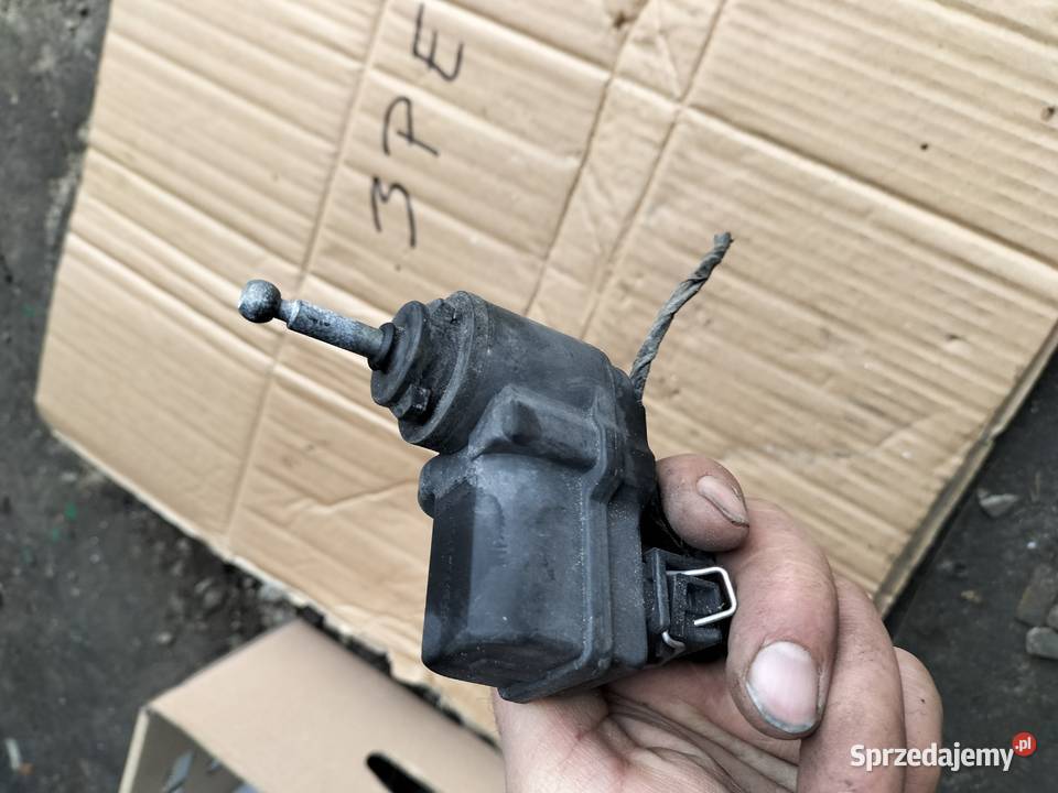 SILNICZEK REGULACJI LAMPY VW GOLF 1H0941295F Kamień-Kolonia sprzedam