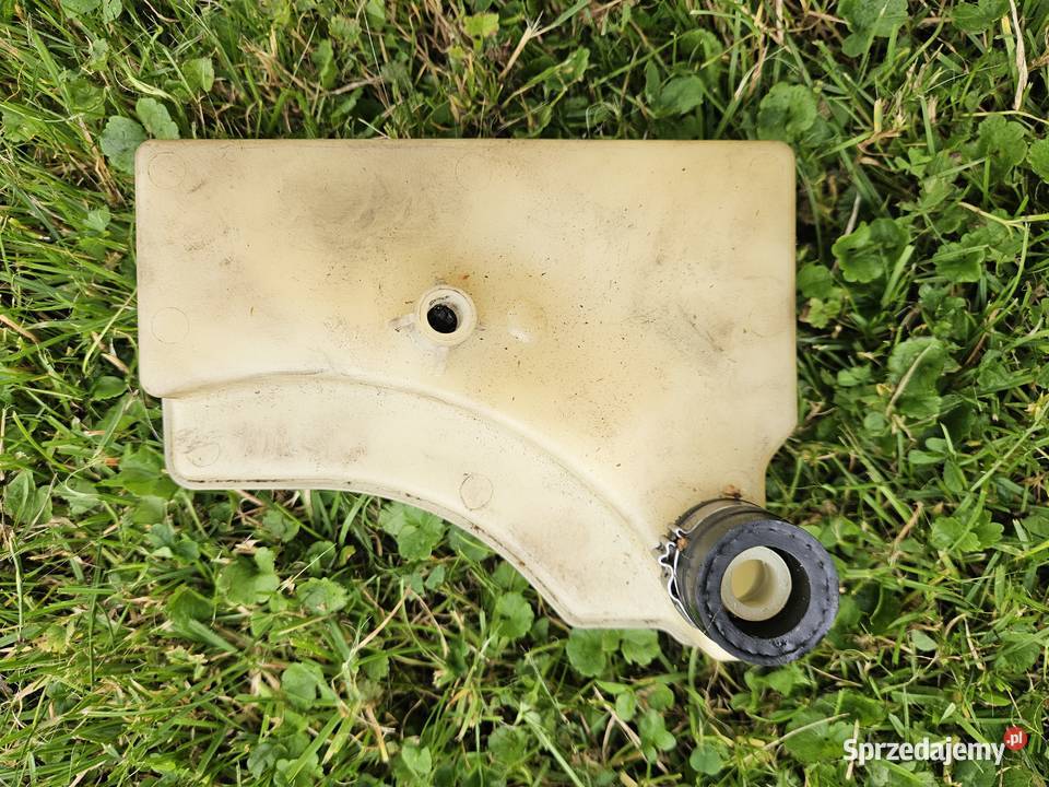 Zbiornik wyrównawczy oleju do przekładni Tuff Kosiarki i podkaszarki śląskie Rydułtowy