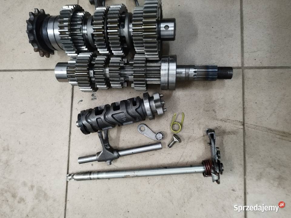 Skrzynia biegów kawasaki z 900 rs Turek sprzedam