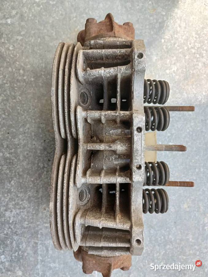Głowica fiat 126p osobowe Głowice cylindrów Sobieska Wola Pierwsza sprzedam