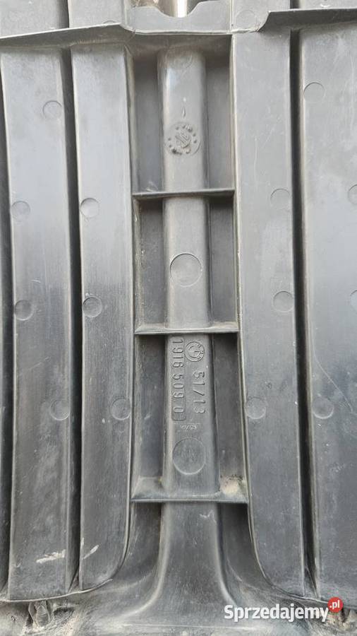 nosek nerki bmw e23 na części plastik ładny Mińsk Mazowiecki