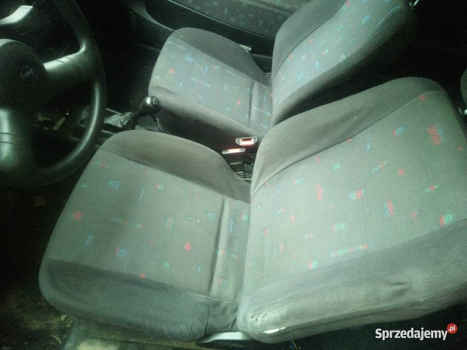 Opel Corsa b fotele kanapa osobowe lubelskie Hrubieszów sprzedam
