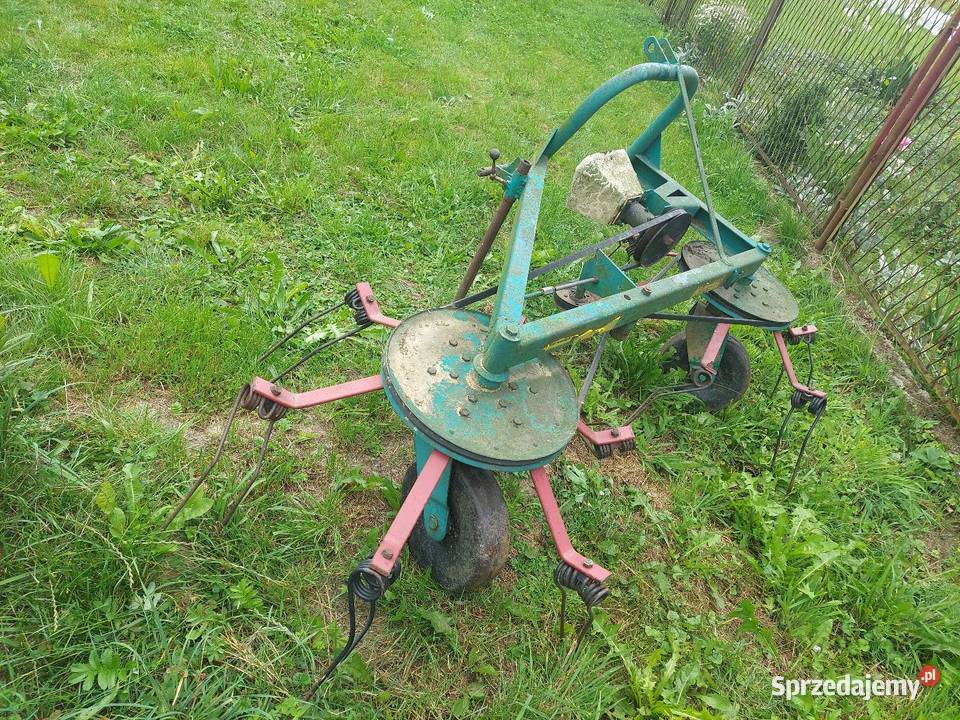 Przetrząsacz Przetrząsaczo zgrabiarka karuzela nieuszkodzony