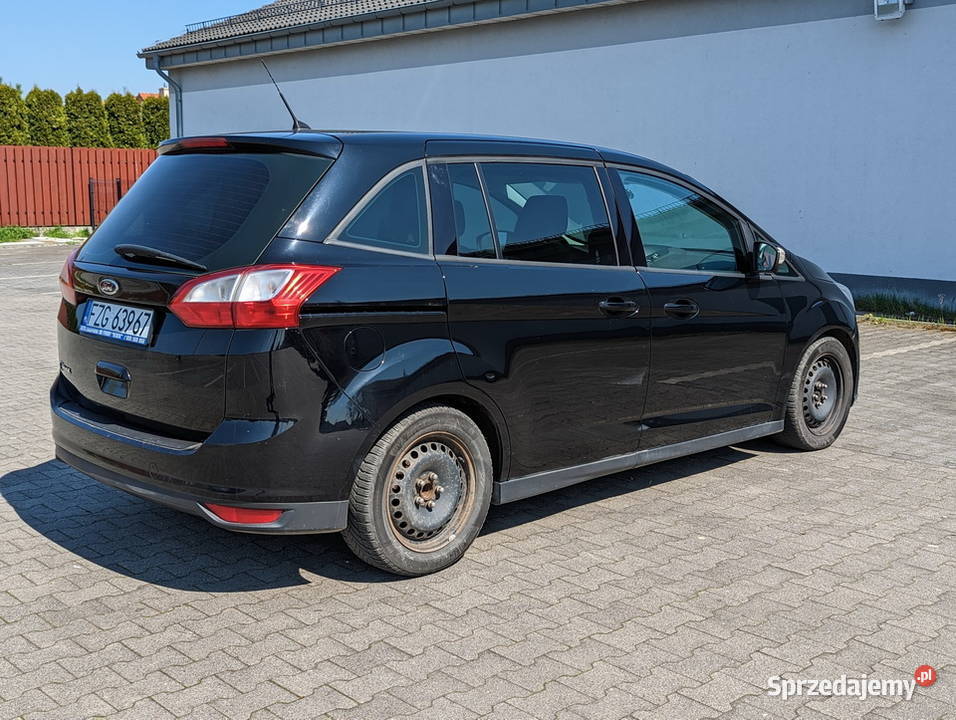7osobowy nawigacja klimatyzacja automatyczna gniazdo AUX