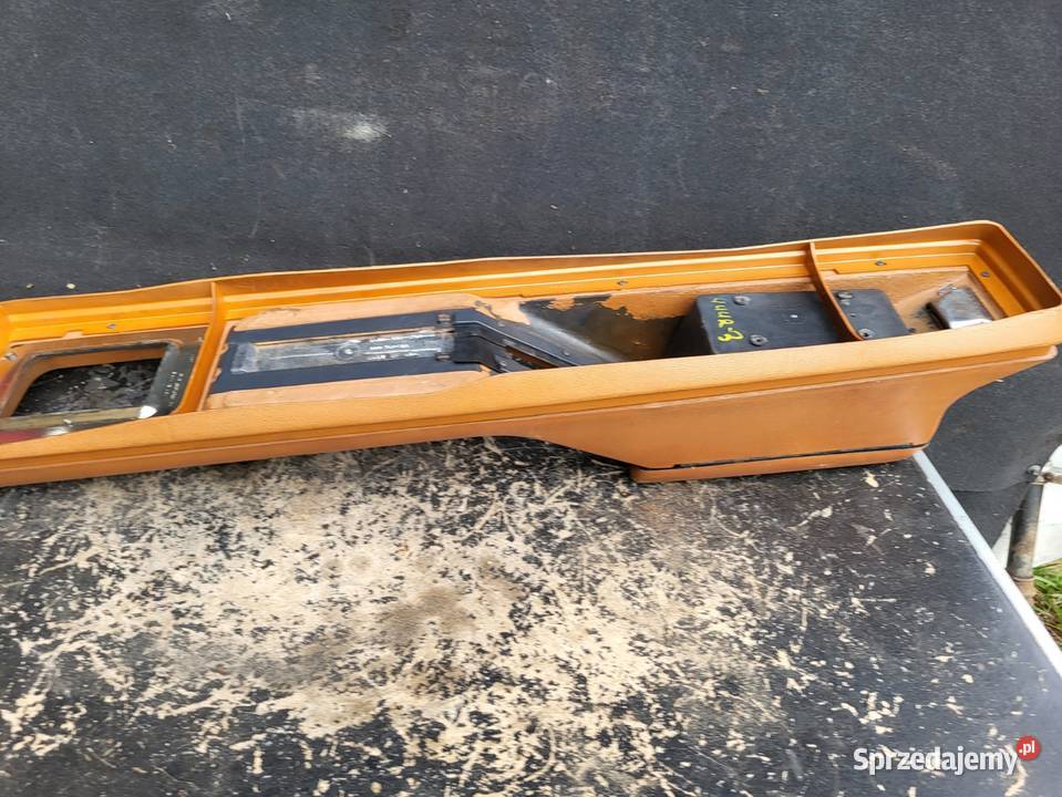 PODŁOKIETNIK FORD MUSTANG MK II 1974 1978