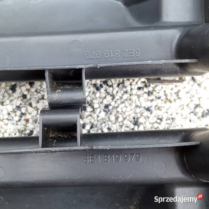 Audi A4 B6 B7 Osłona filtra kabinowego 8E1819979 Dębica sprzedam