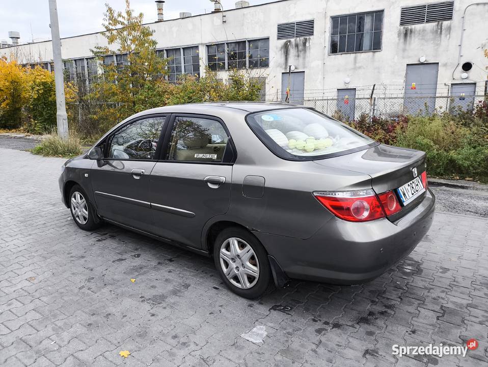Honda City 14 2005 sedan Toruń