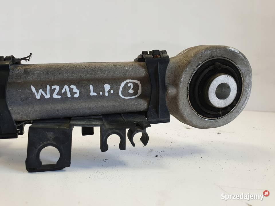 Mercedes W213 W238 COUPE PRZEDNI WAHACZ LEWY Janów sprzedam