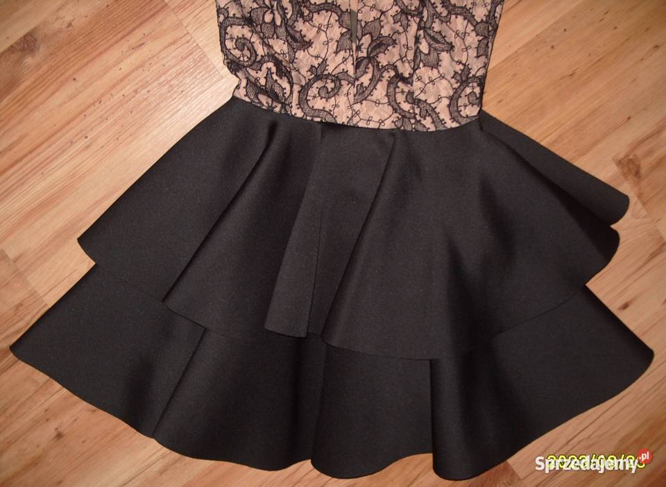 Rozkloszowana FORTI NOWA sukienka z koronką i Rawicz sprzedam