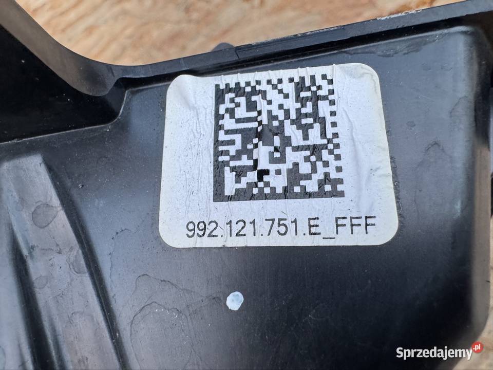 Wlot kanał powietrza żaluzja roleta lewa Porsche Międzychód