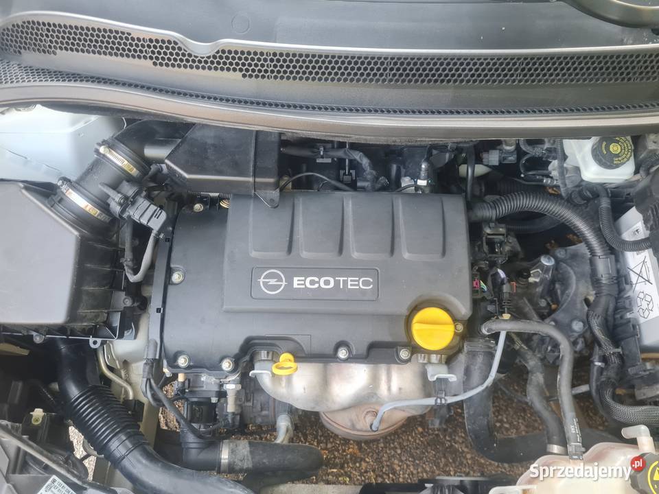 Opel corsa 2016 12 benzyna Bezwypadkowy regulowane zawieszenie Myszków