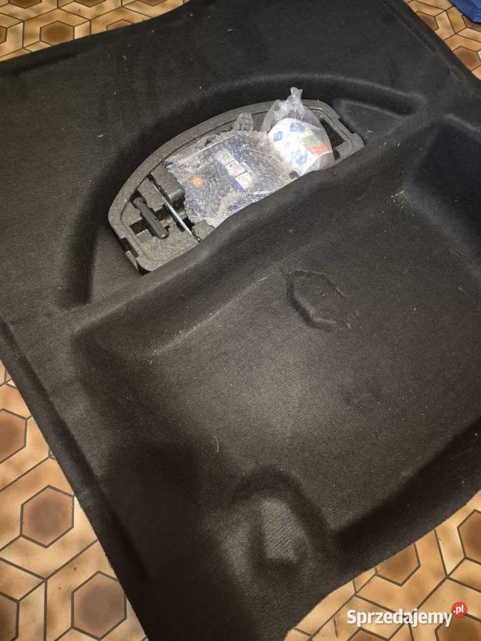 Opel Astra J kombi wykładzina podłoga bagażnika Goleniów
