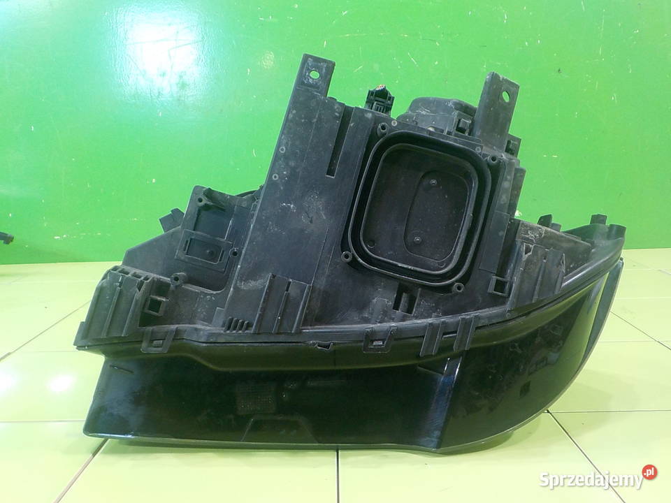 BMW X3 E83 20 D LIFT 07r 5D lampa prawa przod osobowe Suków sprzedam