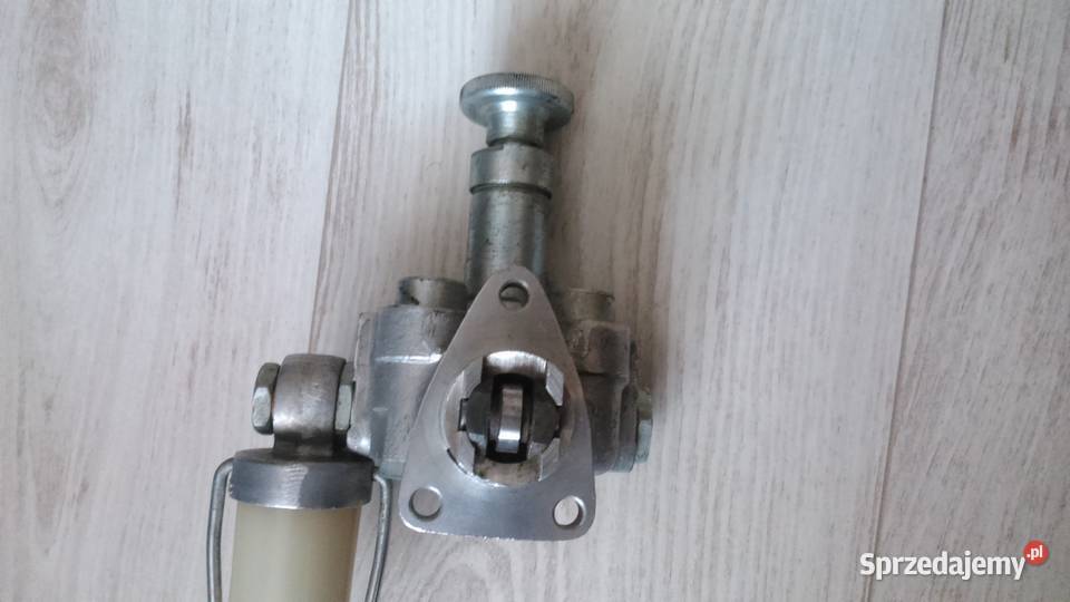 Nowa oryginał pompa pompka zasilająca Ursus C330 łódzkie Sieradz