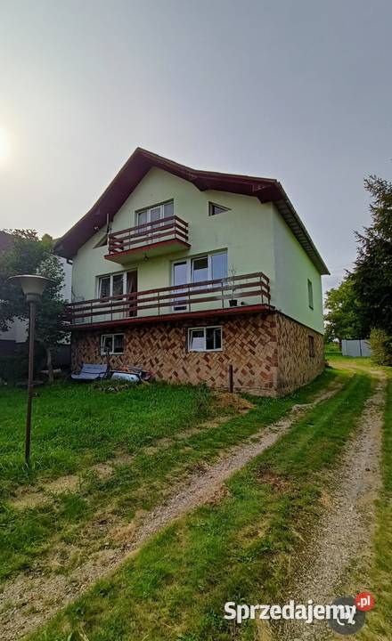 Dom z dużą działka 18 Kielc dojazd z miasta Gózd