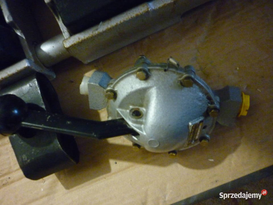 Pług wirnikowy Dmuchawa D470 pompa paliwa Dębica