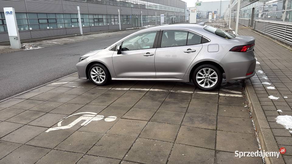 Toyota corolla XII 2019 benzyna