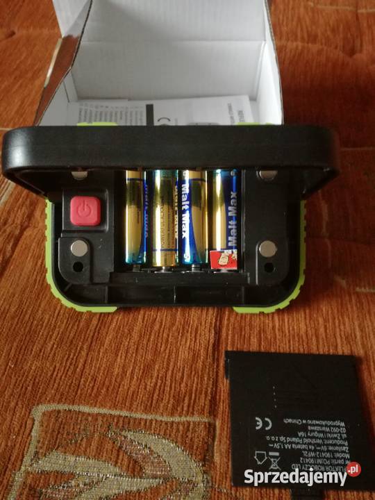 Reflektor latarka robocza LED z magnesami i